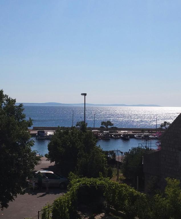 Pia Apartment Dugi Rat Pokoj fotografie