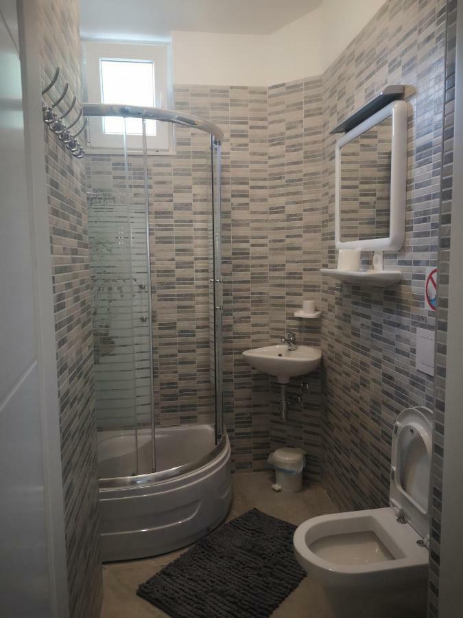 Pia Apartment Dugi Rat Exteriér fotografie